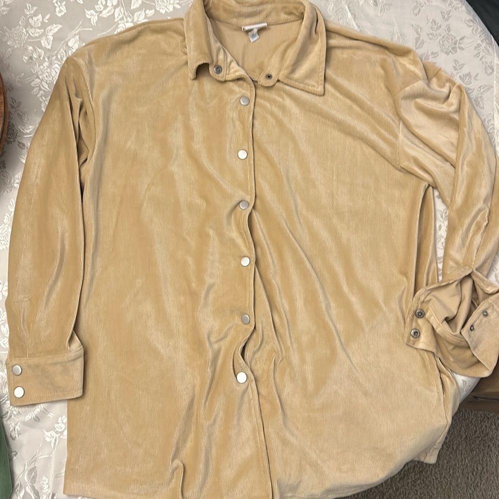 Lularoe Button Down Ladies Shirt